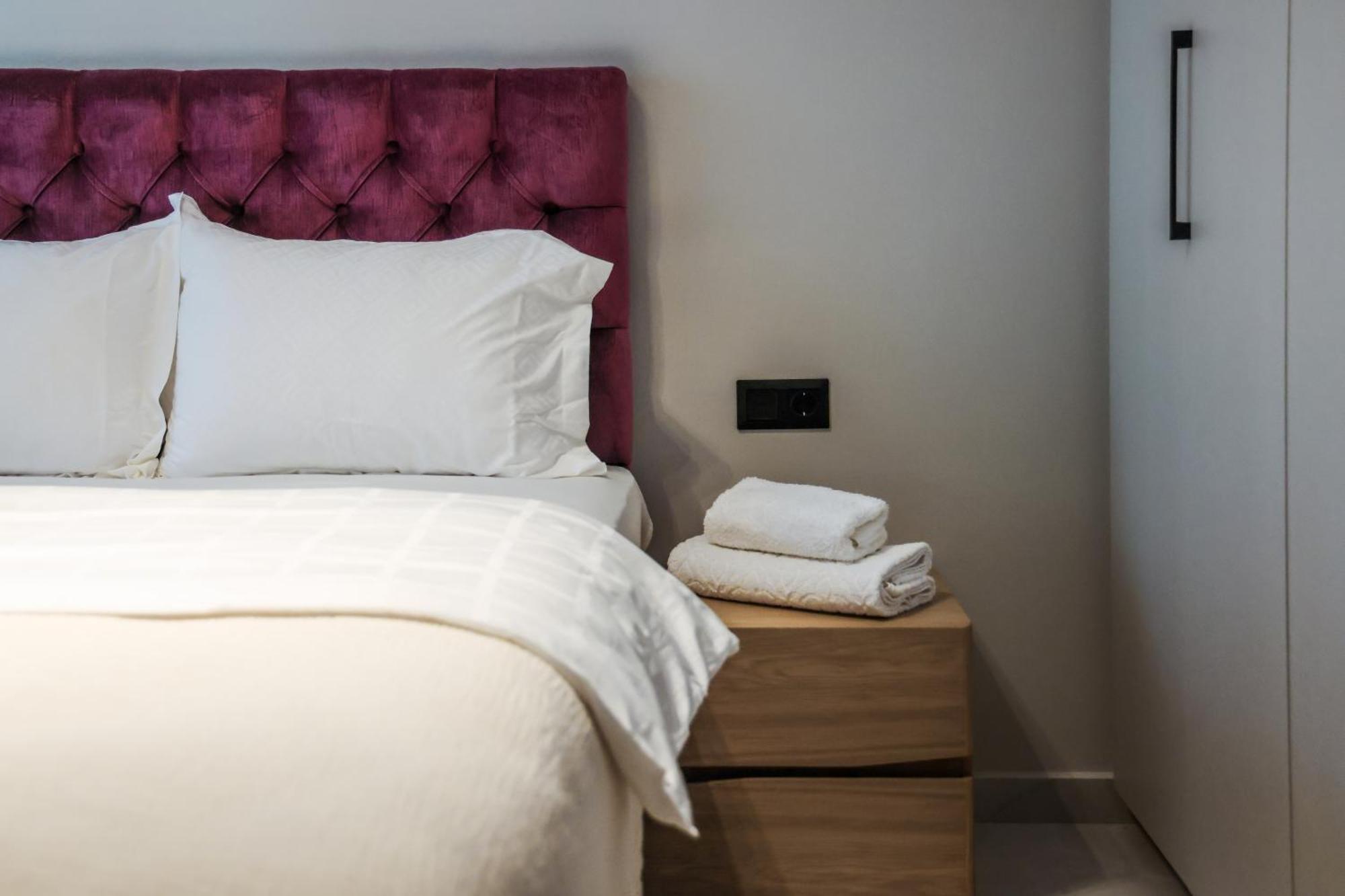 Urban Apartments Chios Town Bagian luar foto