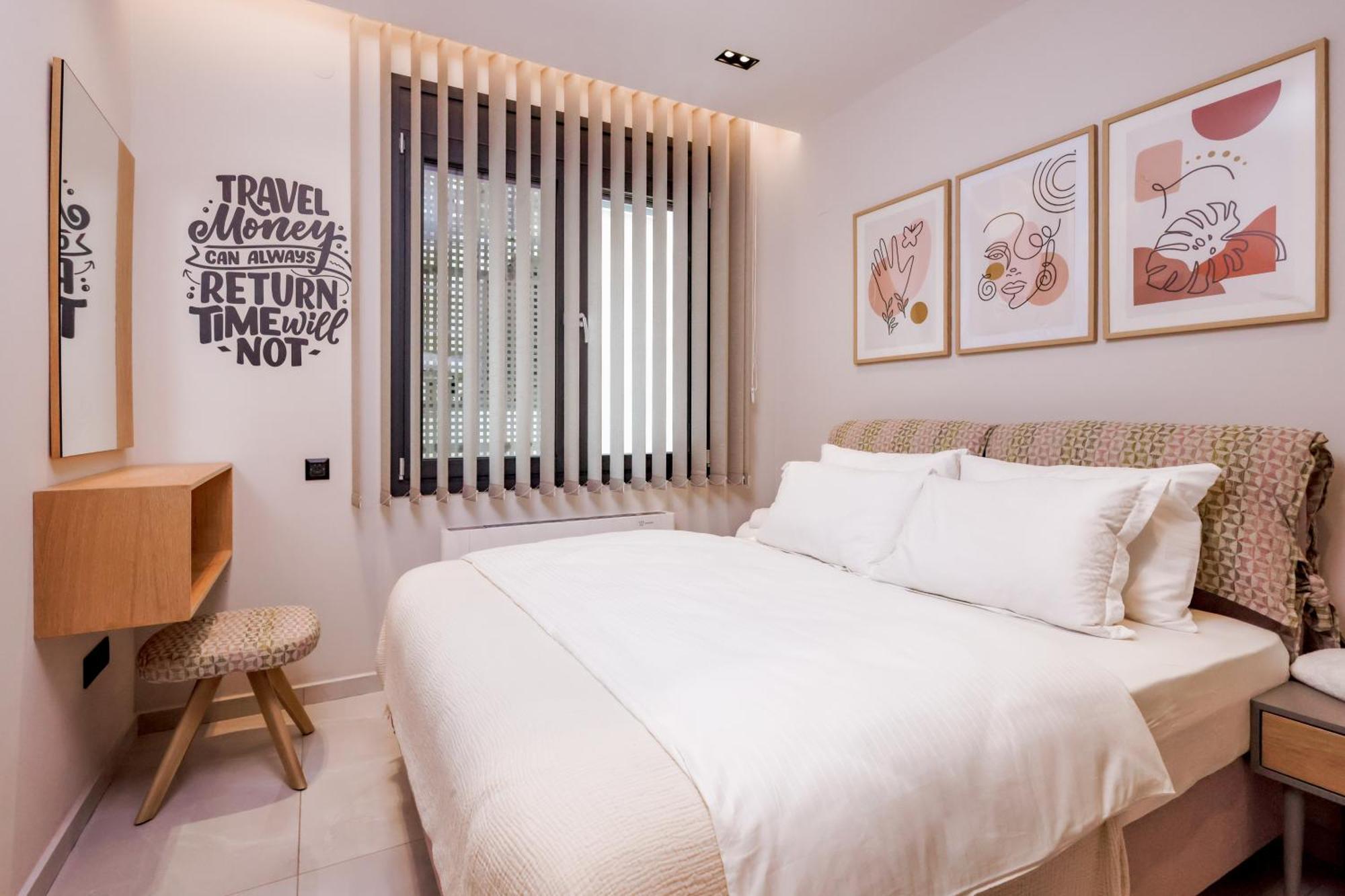 Urban Apartments Chios Town Bagian luar foto